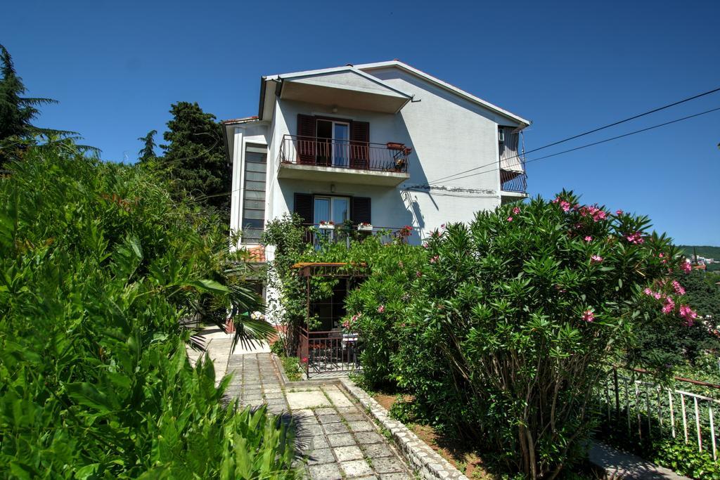 Apartman Lena Opatija Exteriör bild